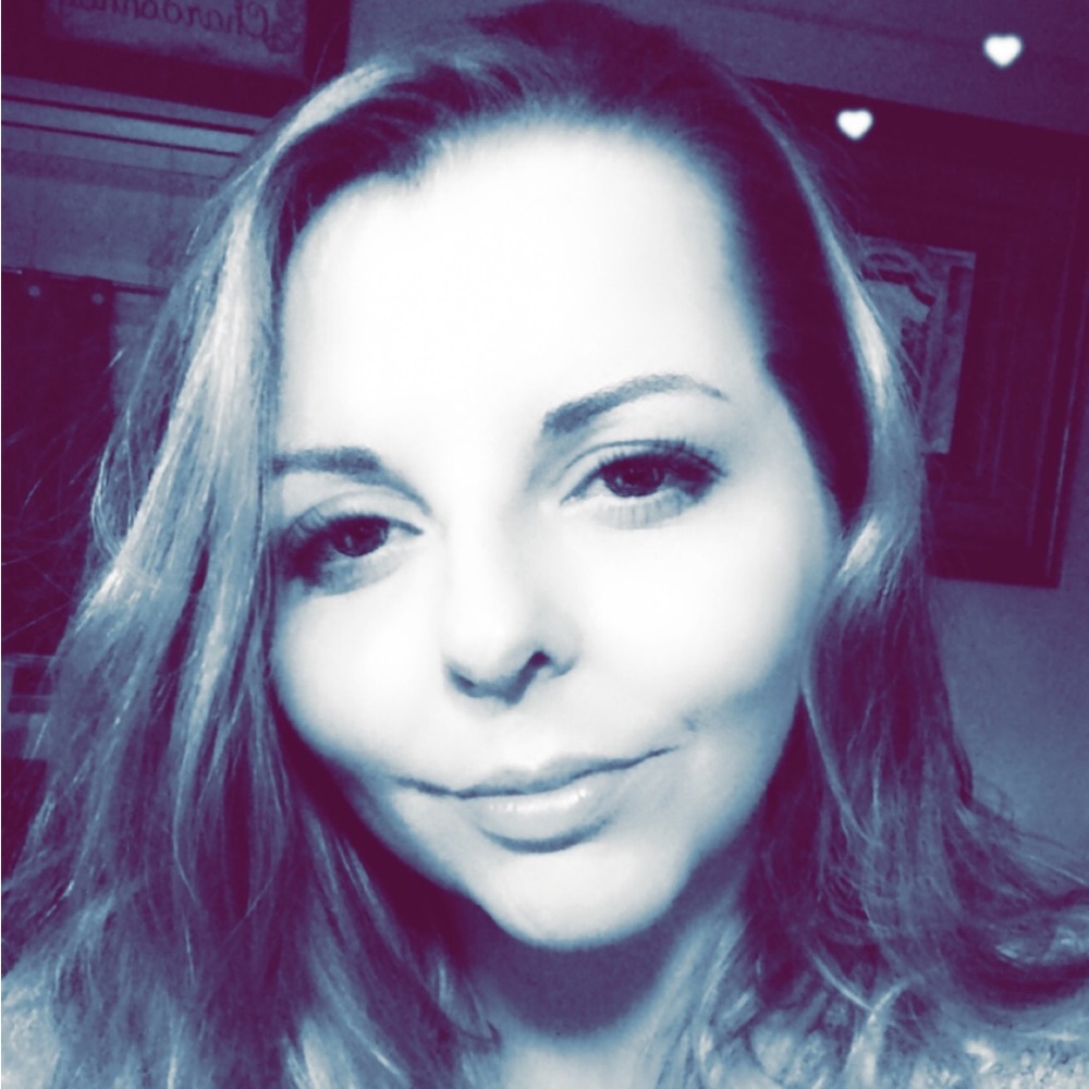 Meet your Posher, Cassie